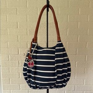 Brighton Coastal Starfish Harbor Tote (Style Code E902003) Navy & White Striped